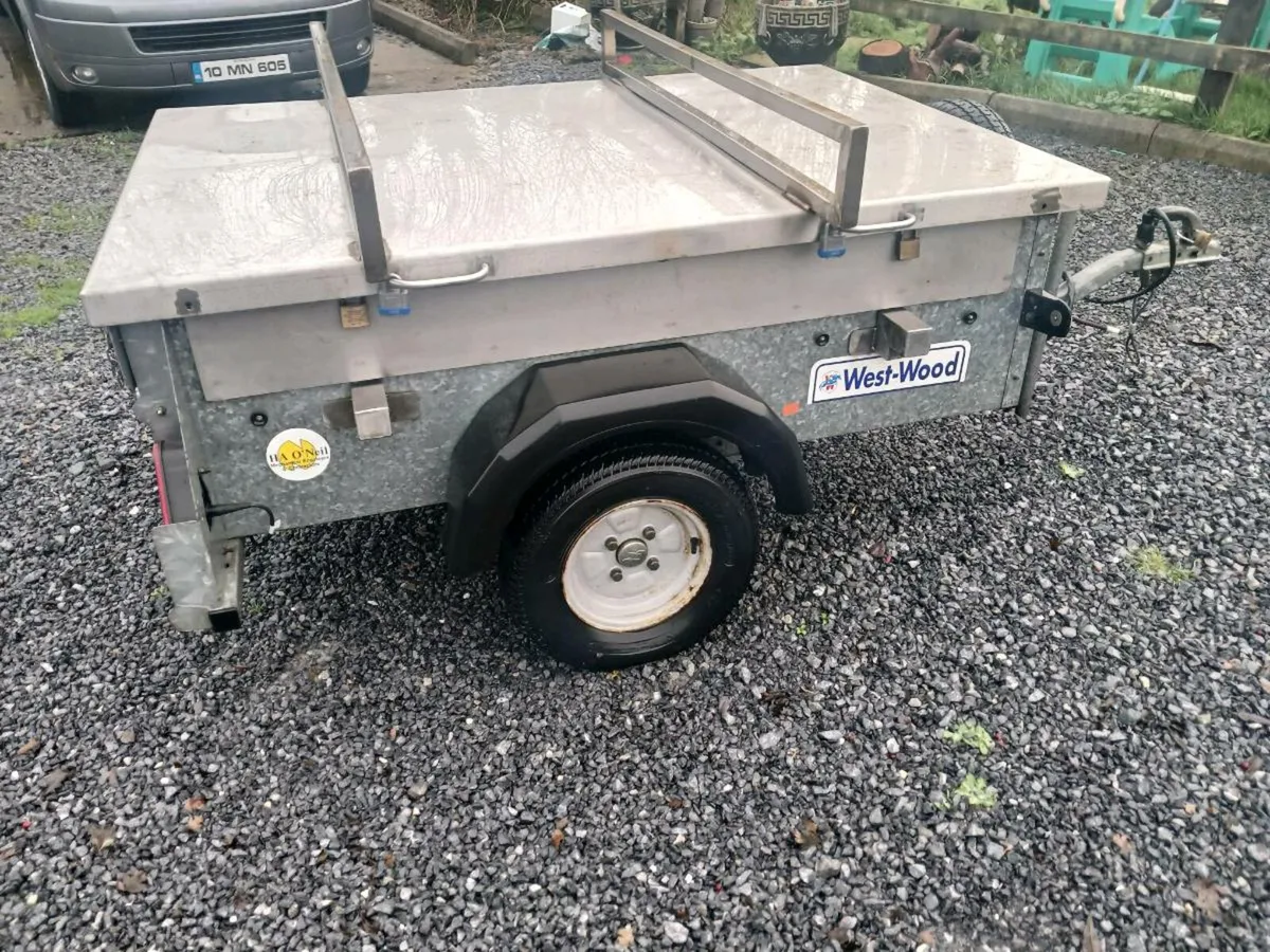 Iver Williams camping trailer - Image 4