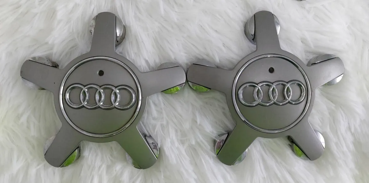 2 x Audi A4, A5, A6, A7 Star Cap - Delivery - Image 1
