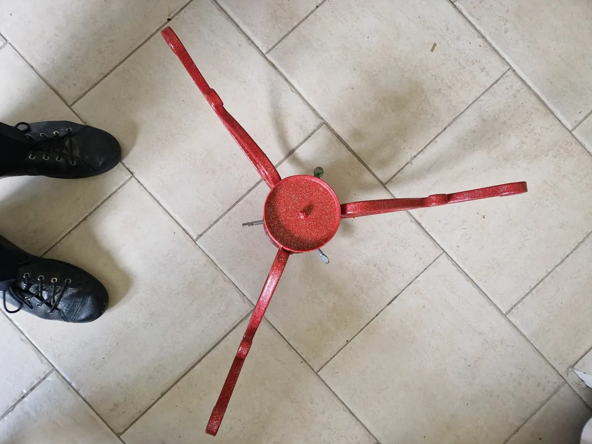 Christmas Tree Stand, RED, protective coated - Image 2