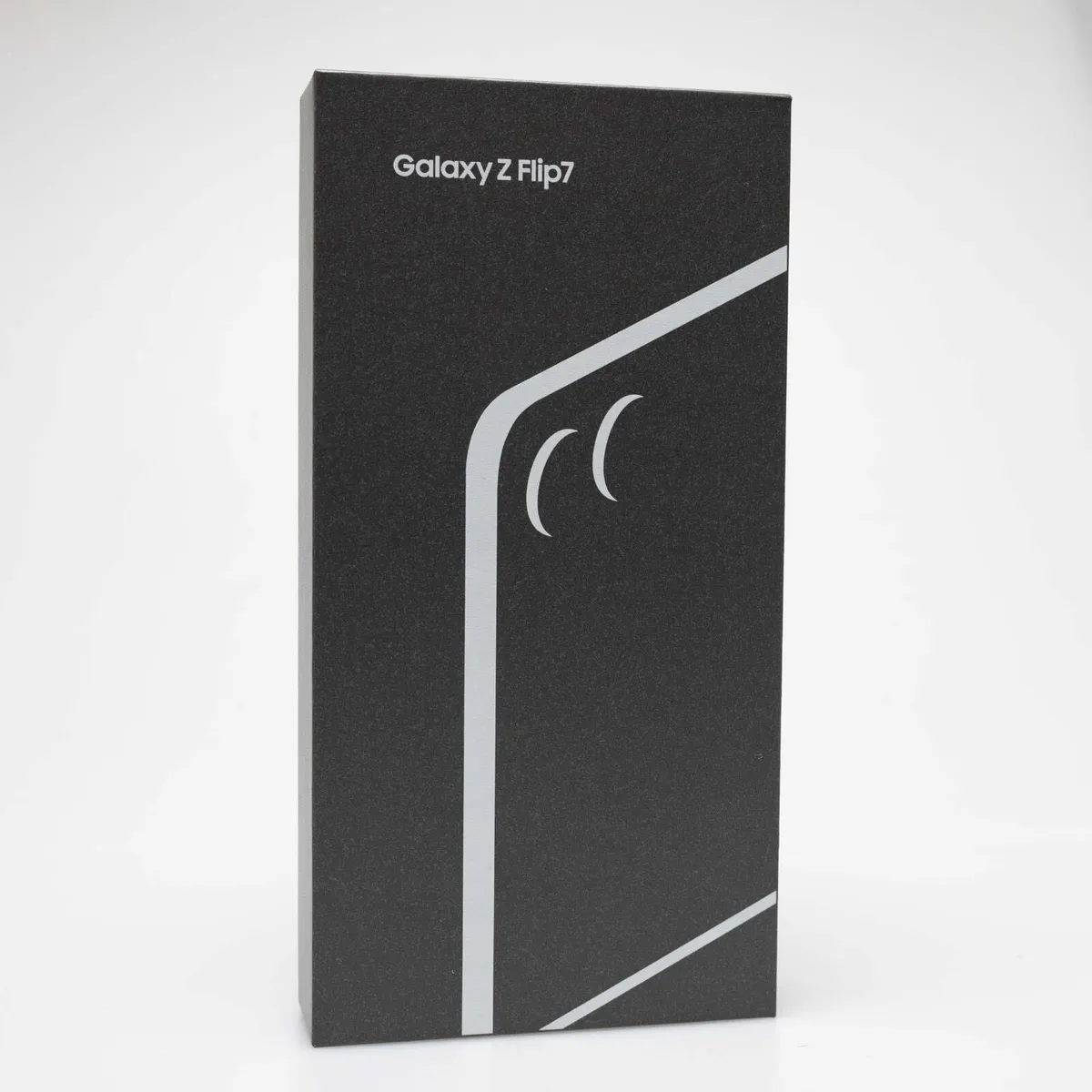 Brand new Samsung Z flip 7