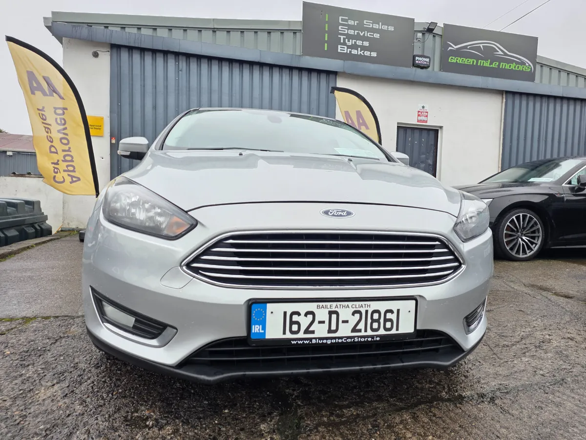 2016 FORD FOCUS TITANIUM * ONLY 53K MILES * - Image 2