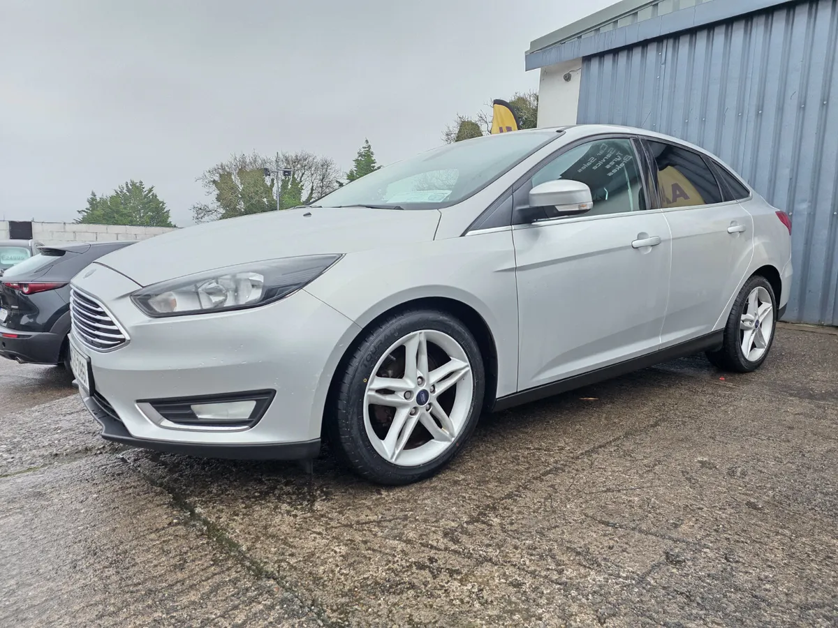 2016 FORD FOCUS TITANIUM * ONLY 53K MILES * - Image 3