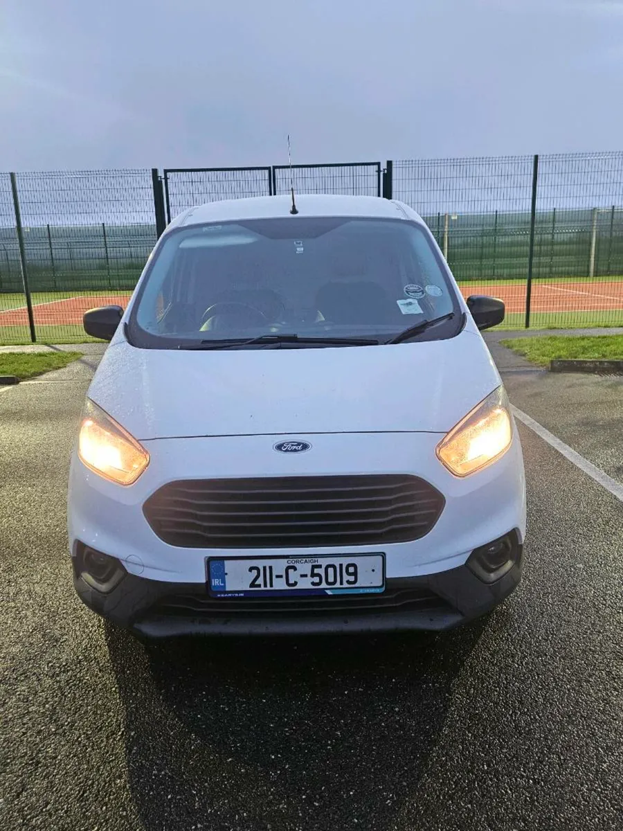 211 ford transit courier - Image 4