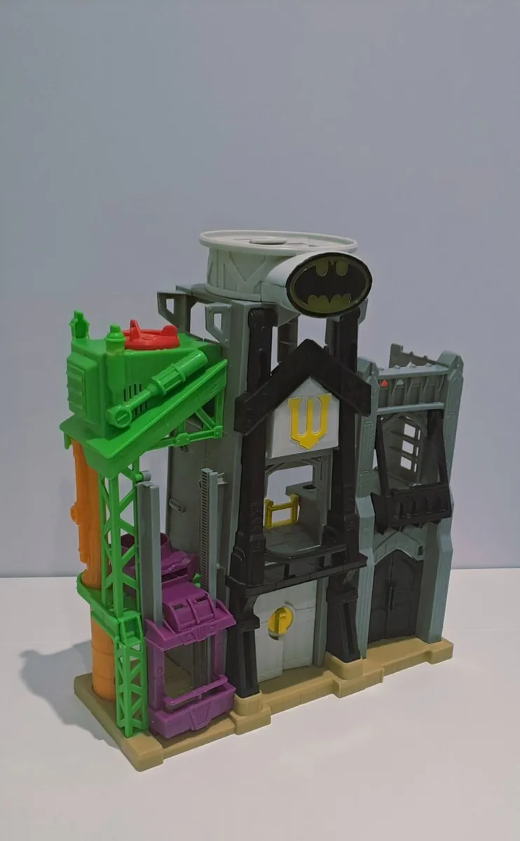 Batman Imaginext DC Super Hero Flight Gotham City. - Image 3