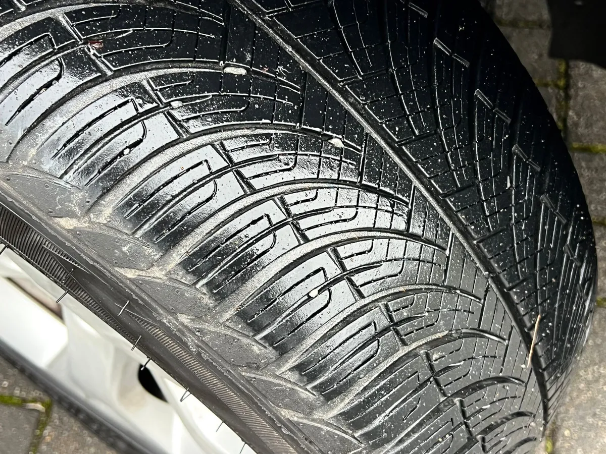 BMW X1 2011 2.0 Diesel new nct 8/26 tax - Image 4