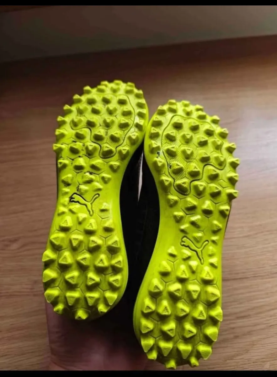 Fitness Astro Turf Foosball boots junior size UK10 - Image 2