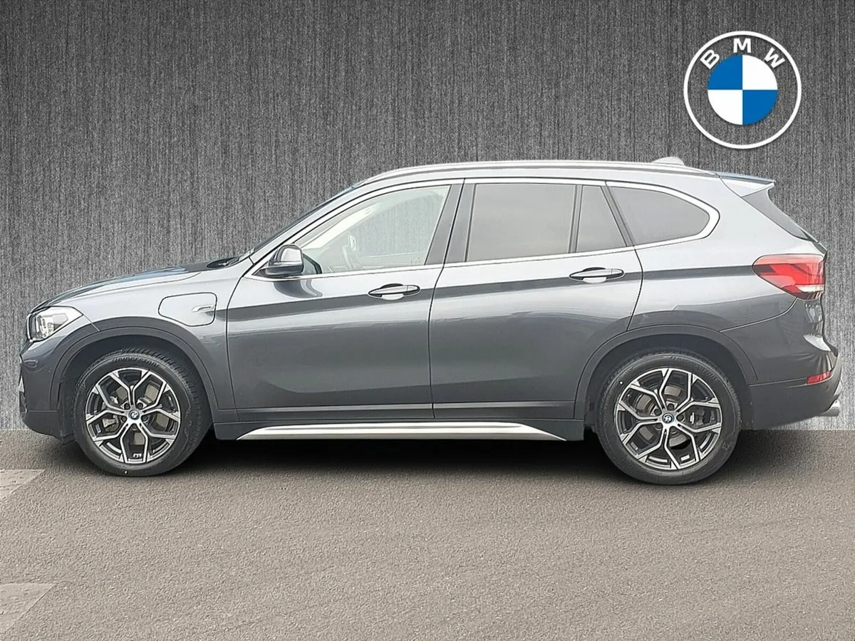 BMW X1 xDrive25e xLine - Image 4