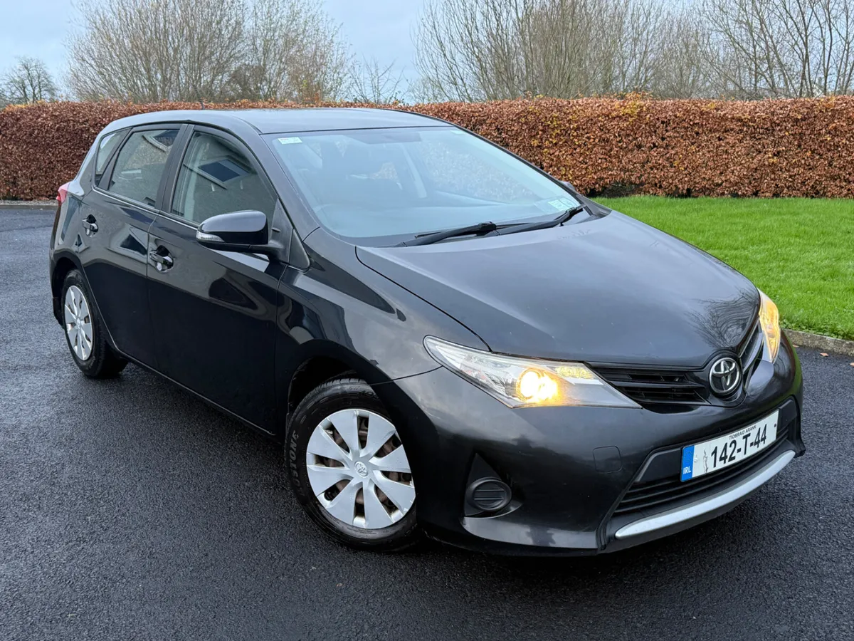 2014 Toyota Auris 1.3 Petrol NCT 06/26 - Image 1
