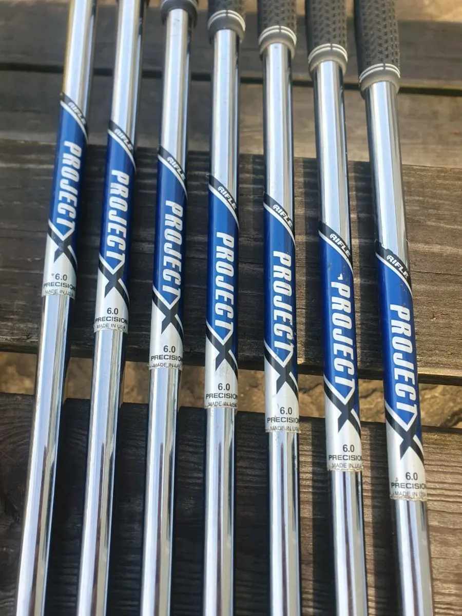 Spotless srixon 945 forged irons - Image 4