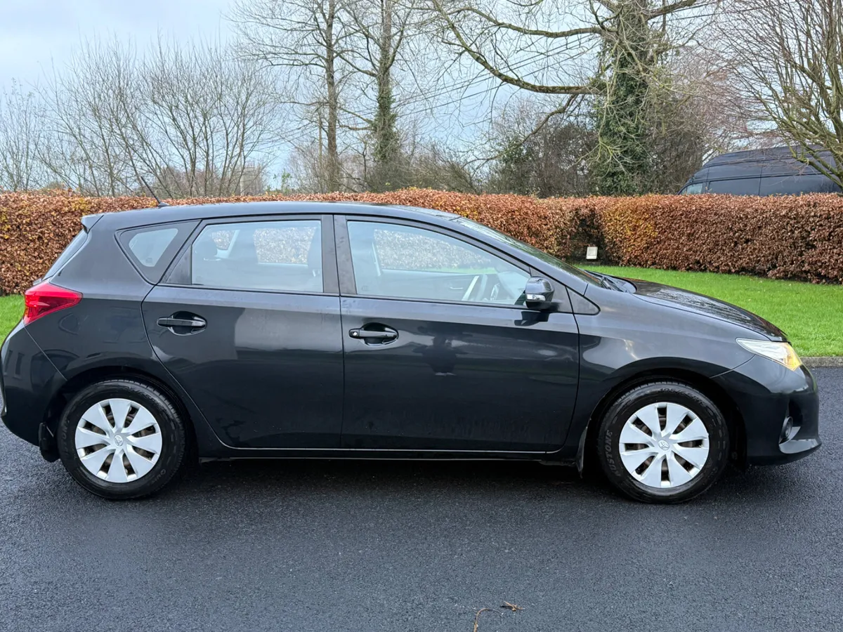 2014 Toyota Auris 1.3 Petrol NCT 06/26 - Image 4