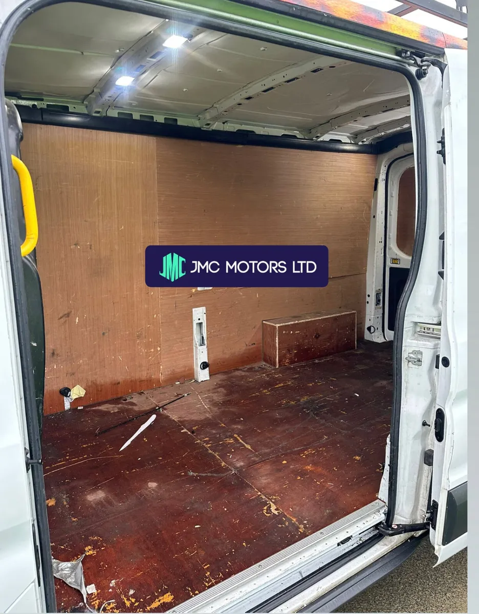 Ford Transit 350 2.0 130Bhp Trend 2019 - Image 4