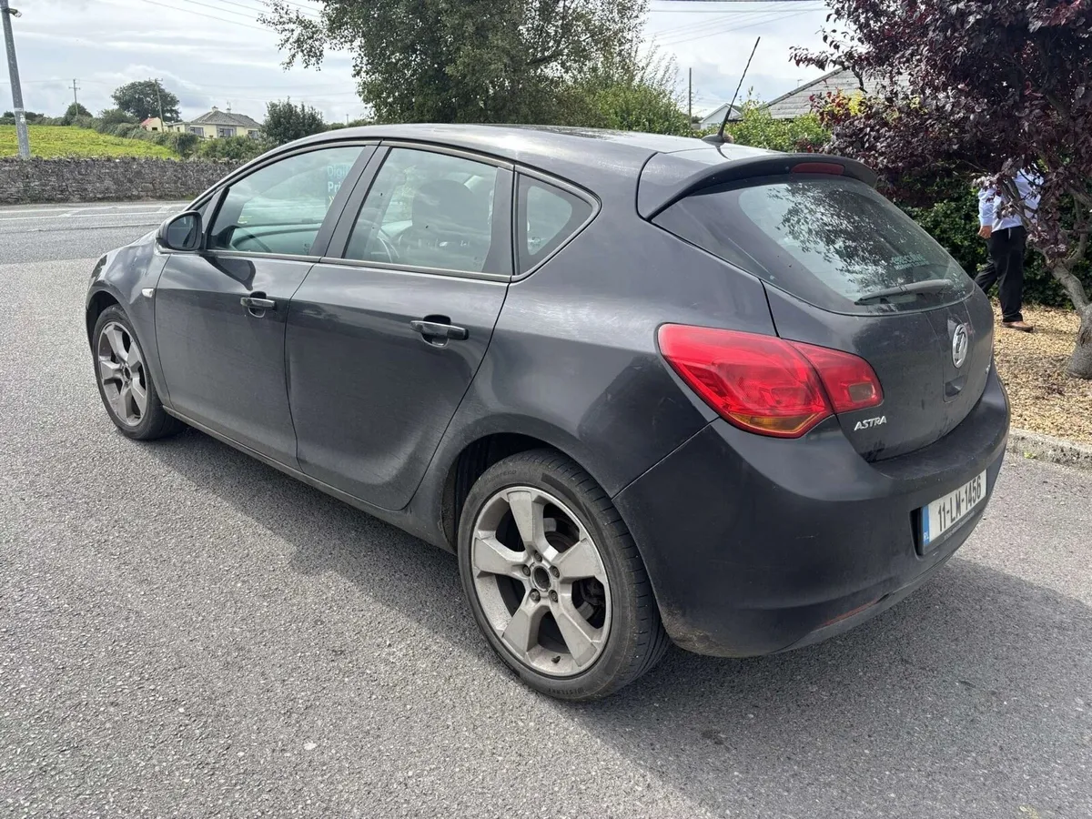 2011 Vauxhall Astra 1.7 Diesel - Image 3