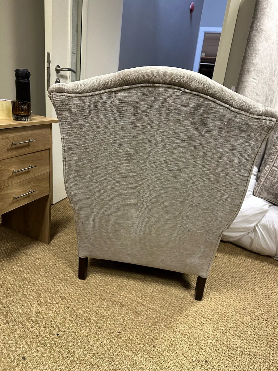 Wing Chair - Image 3