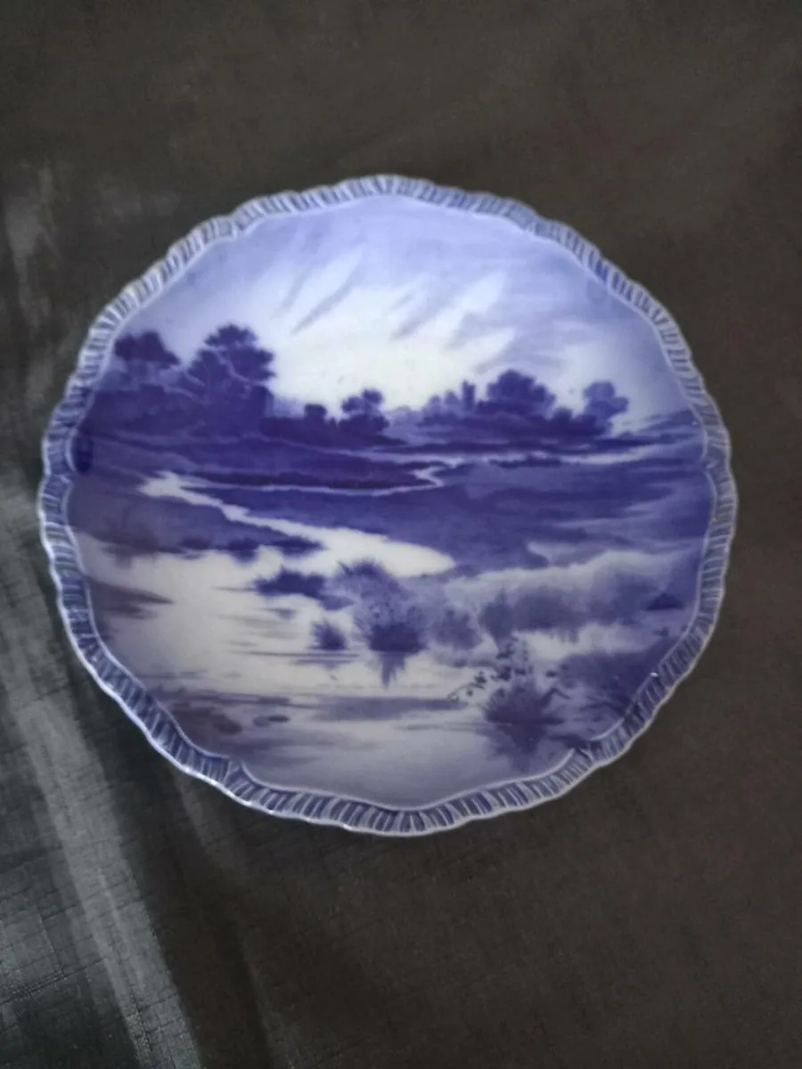 Avonware Plate - Image 1