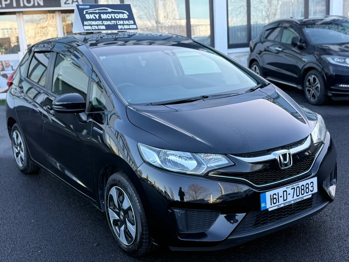 2015 Honda Fit 1.5 Petrol Hybrid ,Auto ,48K Miles - Image 3