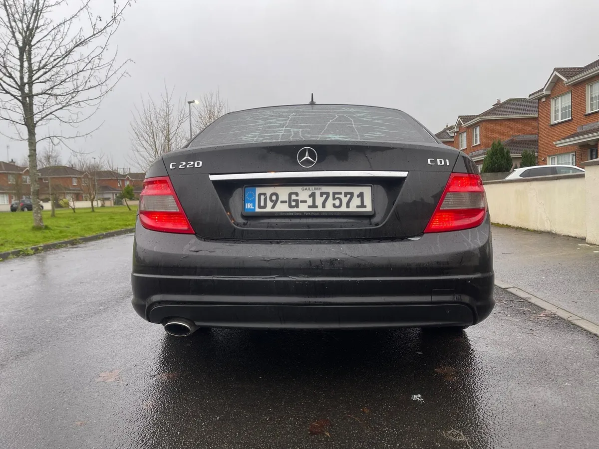 AMG MERCEDES BENZ SPORT AUTO DIESEL - Image 2