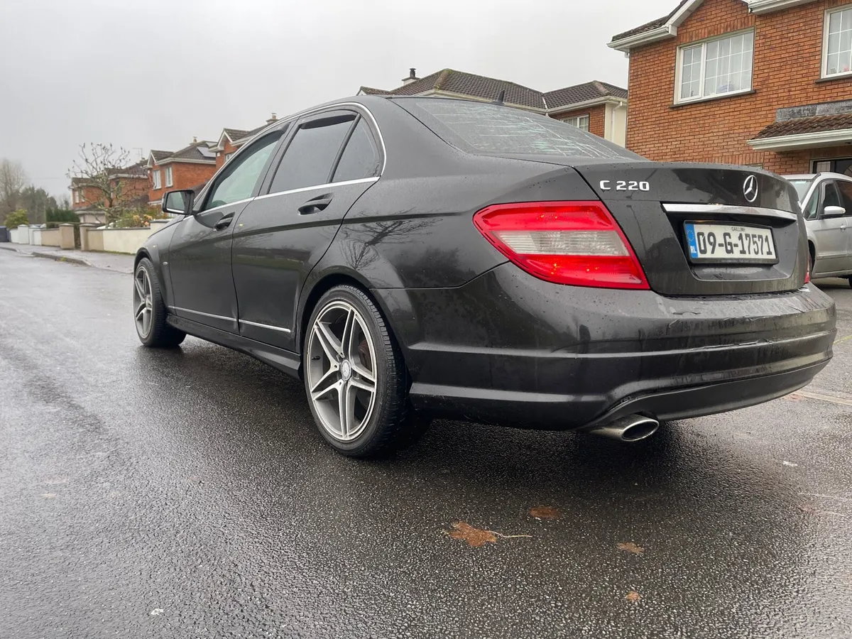 AMG MERCEDES BENZ SPORT AUTO DIESEL - Image 3
