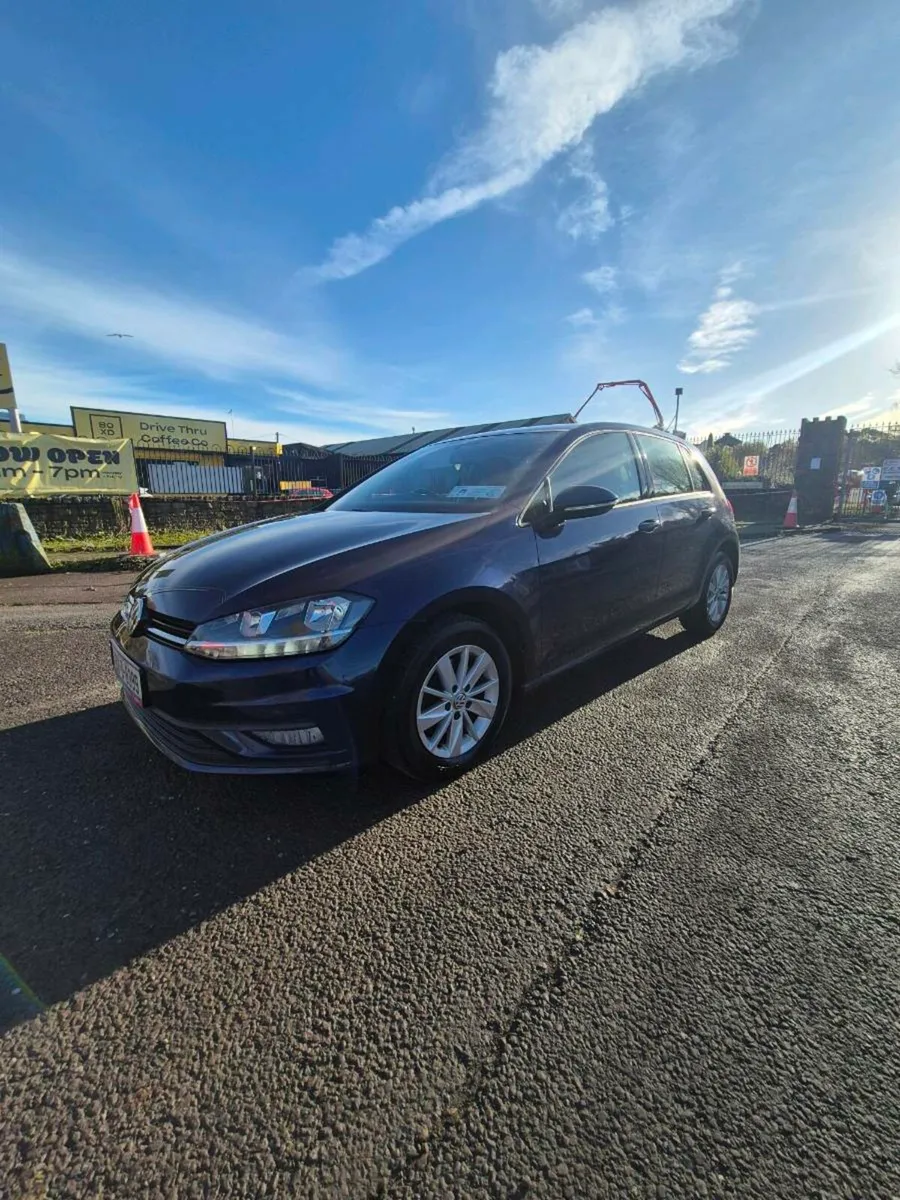 2018 Volkswagen Golf - Image 1