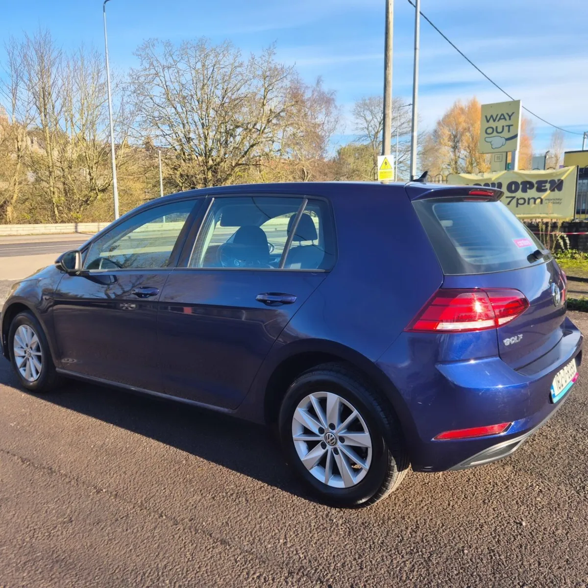 2018 Volkswagen Golf - Image 4