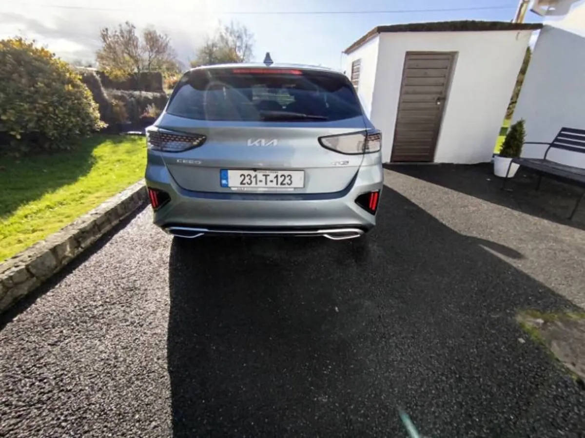 Car for sale - Image 1