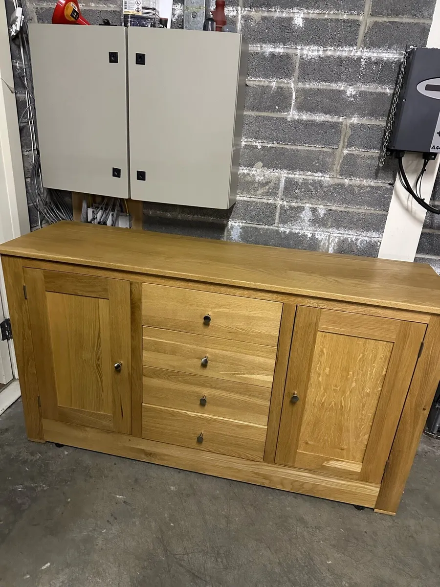 Oak Side Board - Image 1