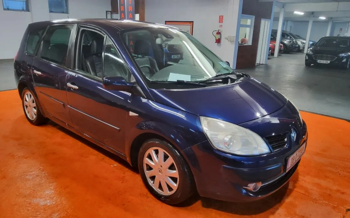 Renault Grand Scenic 1.5 dCi 106 DYNAMIQUE 7 SEATE - Image 1