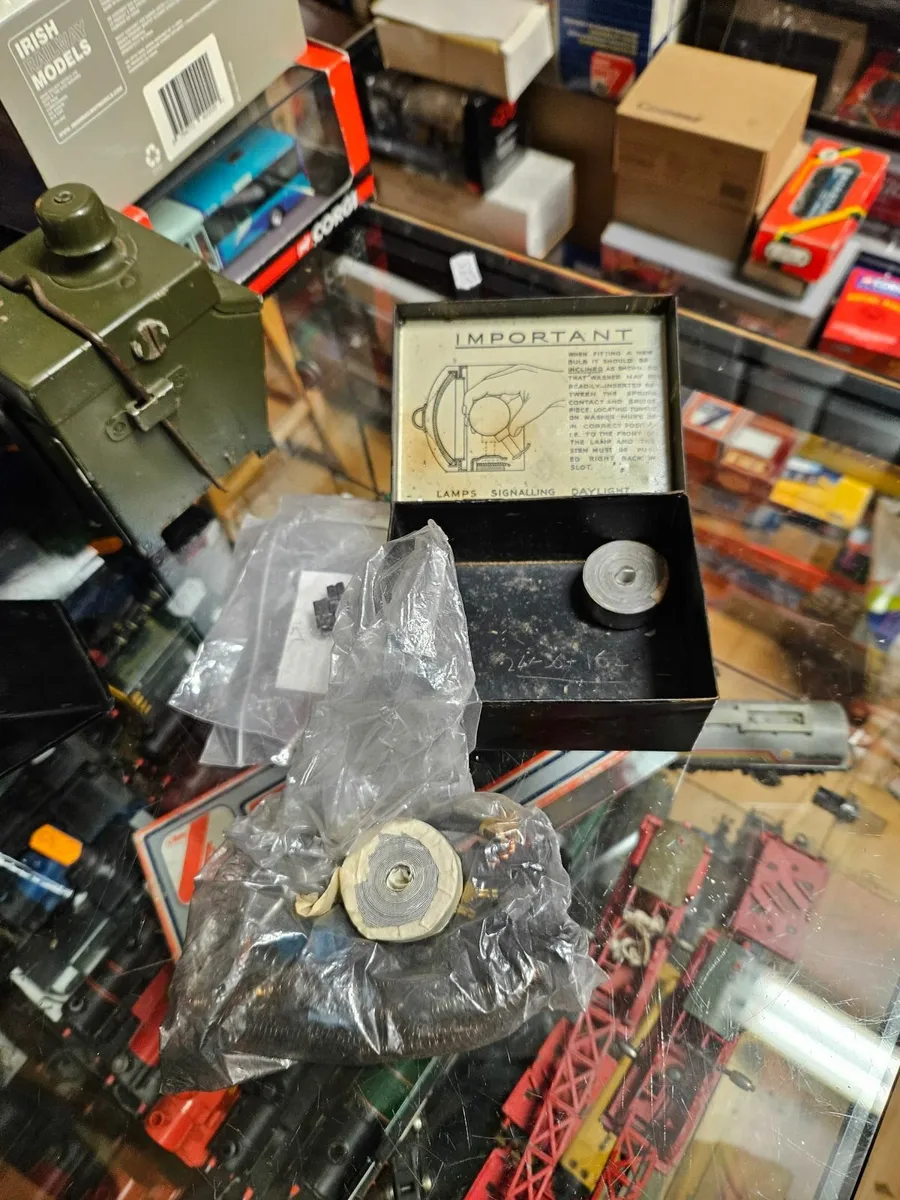 Vintage Spare Parts Lamp Kit - Image 2