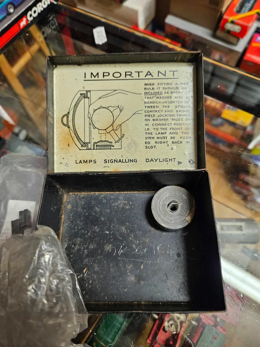 Vintage Spare Parts Lamp Kit - Image 4