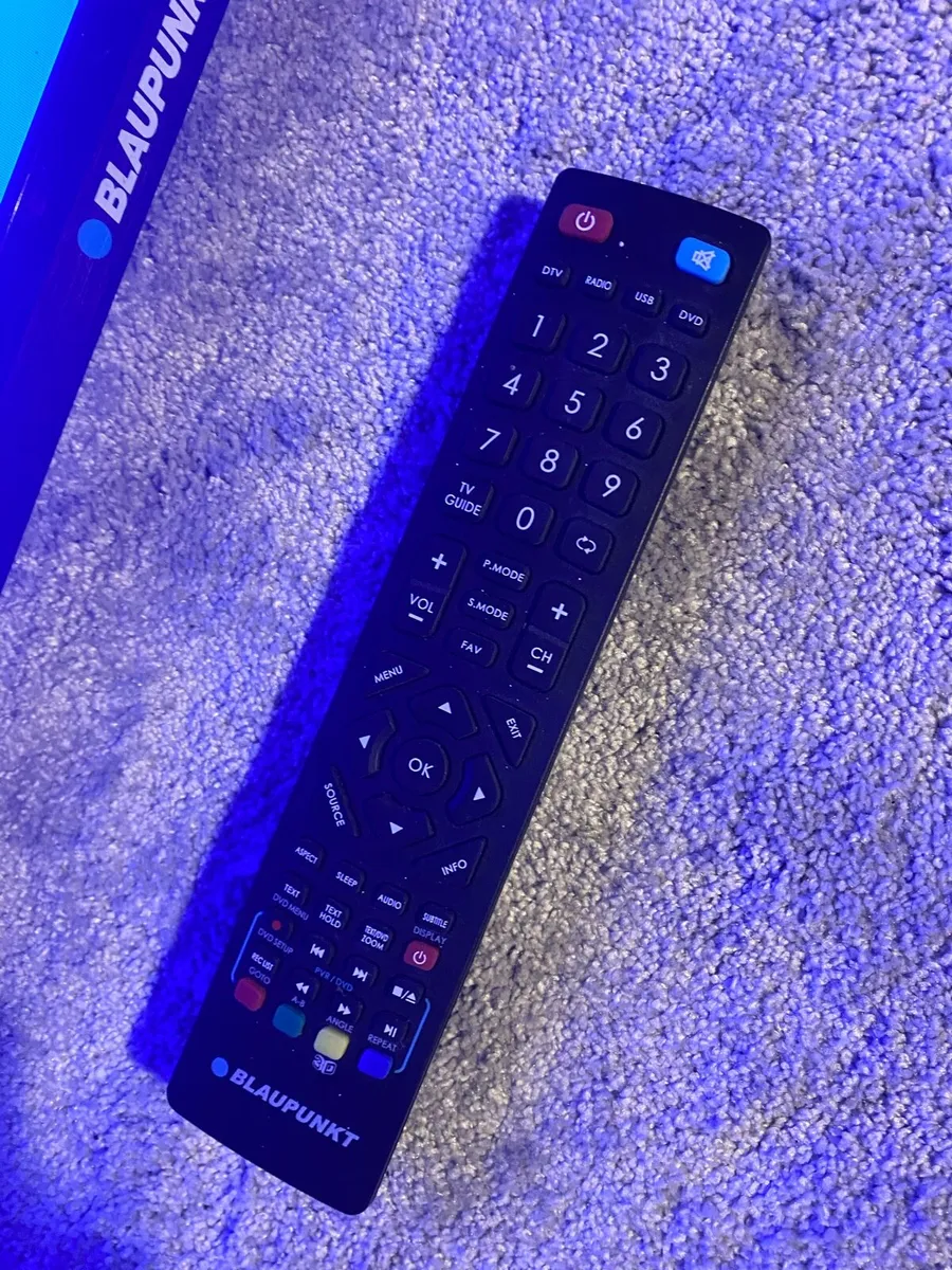 32” Smart Tv DVD player built in - Image 3