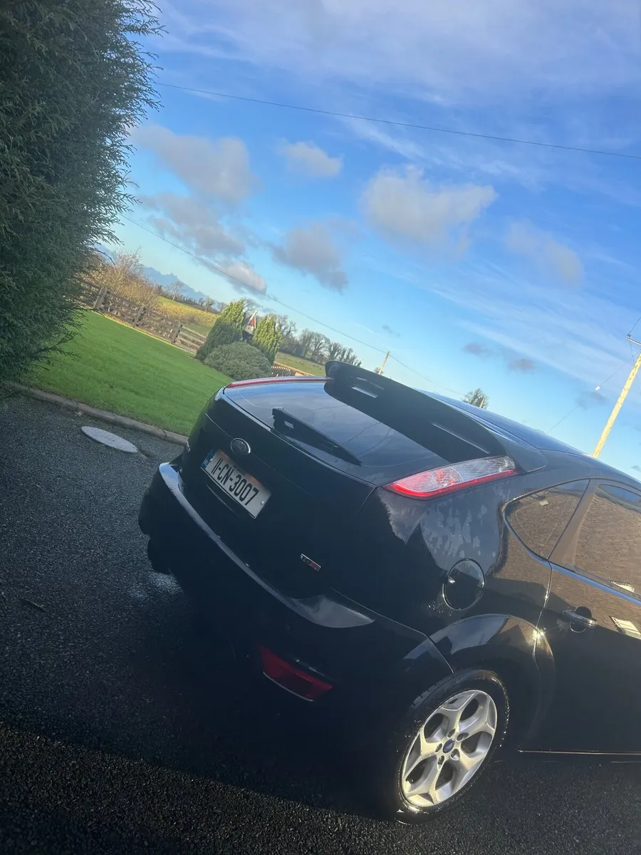 Ford Focus 2011 - Image 3