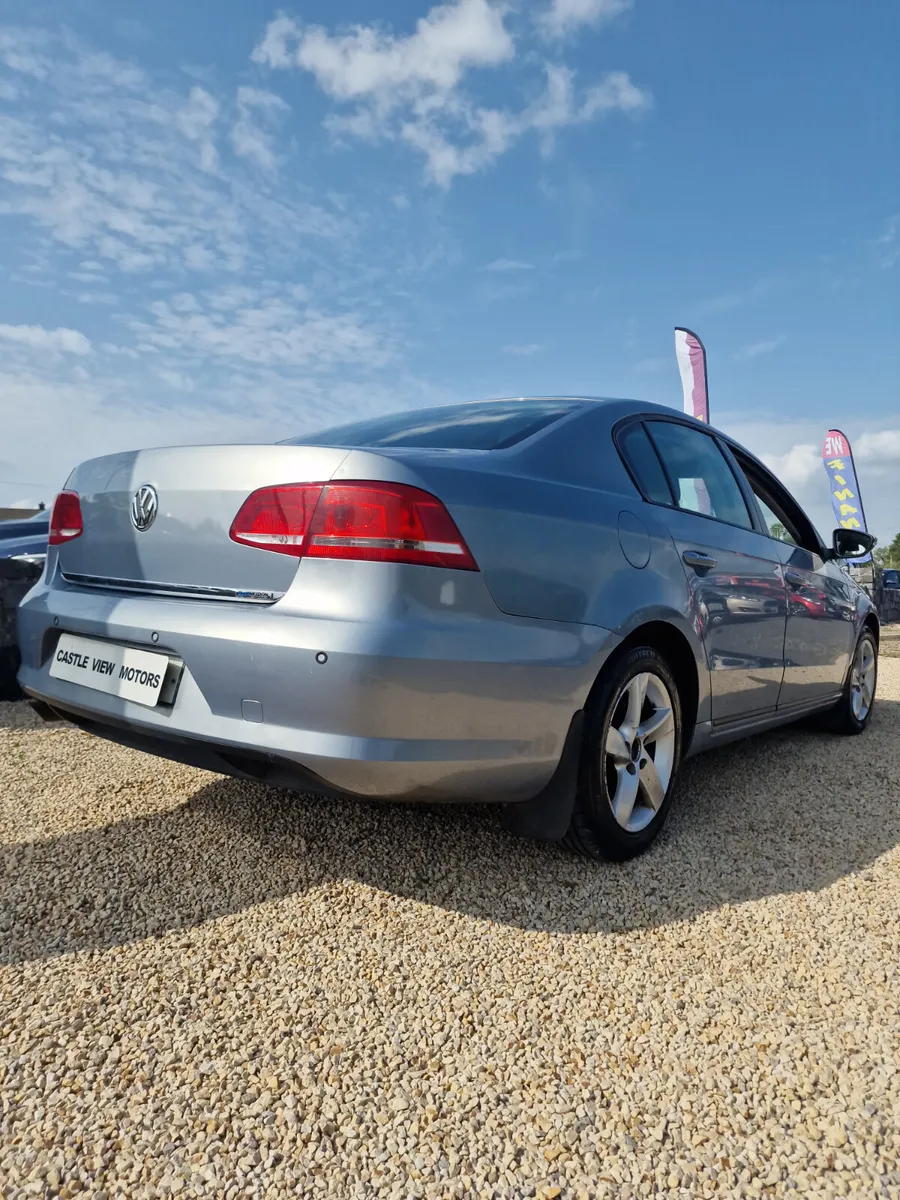 12 Vw Passat , blue/motion New nct - Image 2