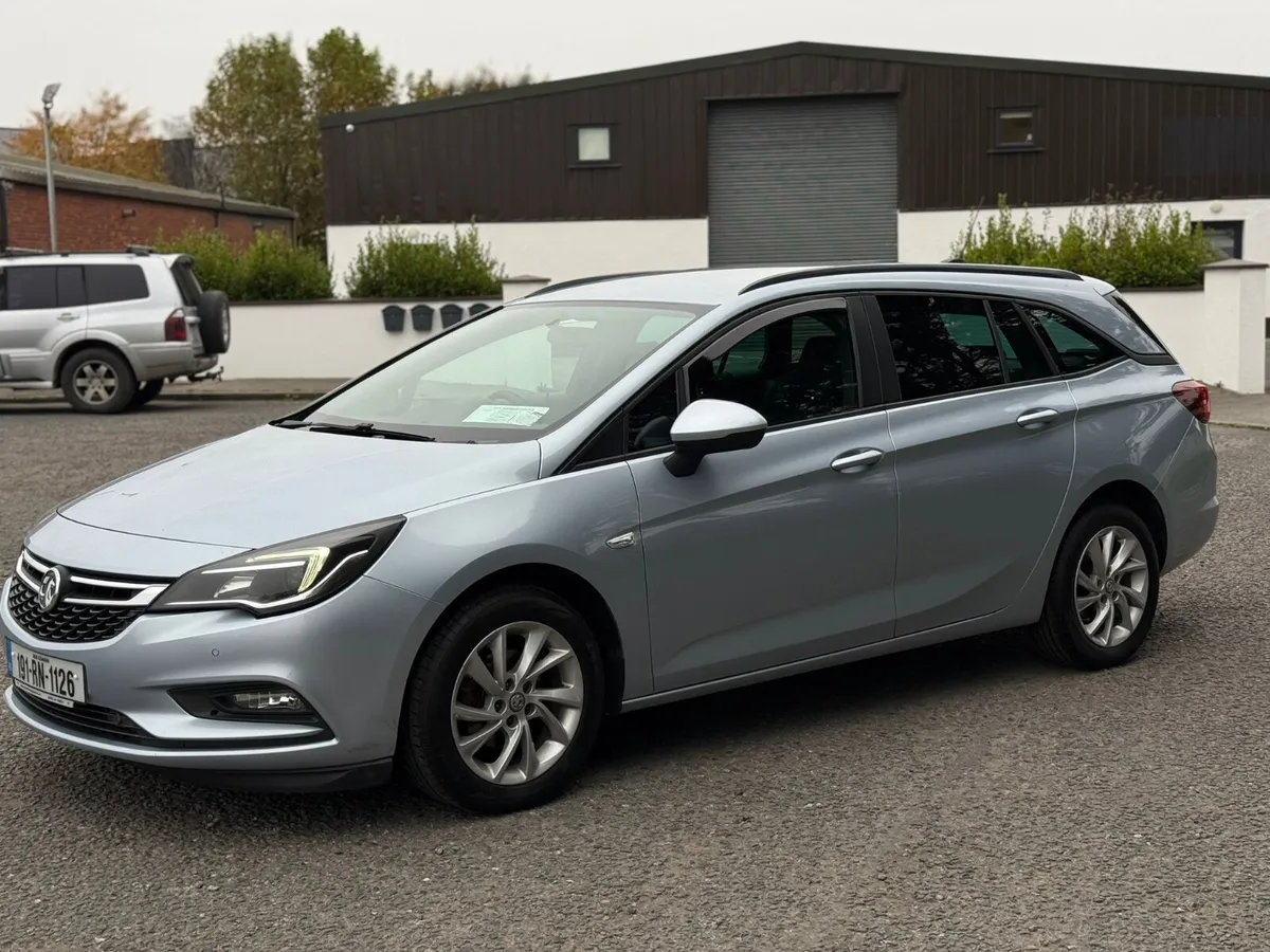 2019 VAUXHALL ASTRA 1.6 CDTI TECH LINE NAV - Image 2