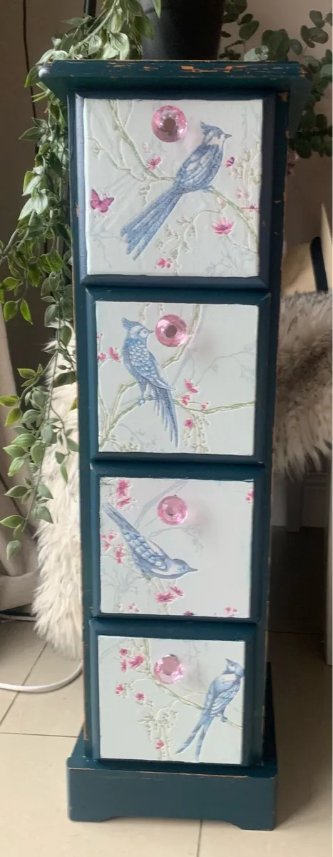 Set of drawers - Image 1