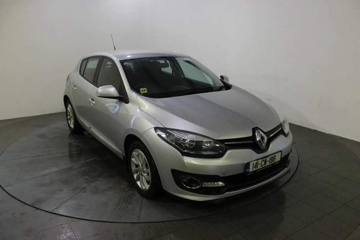 Renault Megane Dynamique 1.5DCI - Image 1