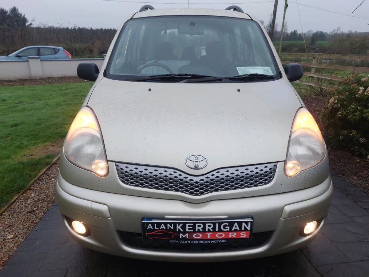 TOYOTA YARIS D4D VERSO T SPIRIT / AIRCON - Image 2