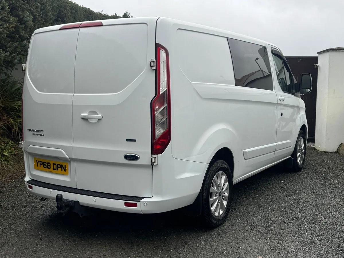 Ford Transit Custom Crew Cab 6 Seats- Cheap VRT - Image 4