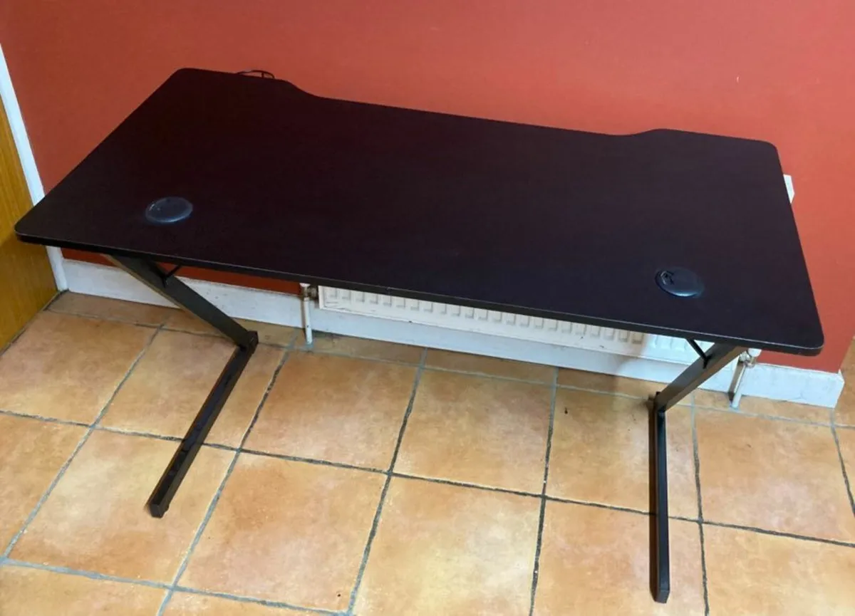 Gamer PC Desk – Sturdy Z-Frame Computer Table - Image 1