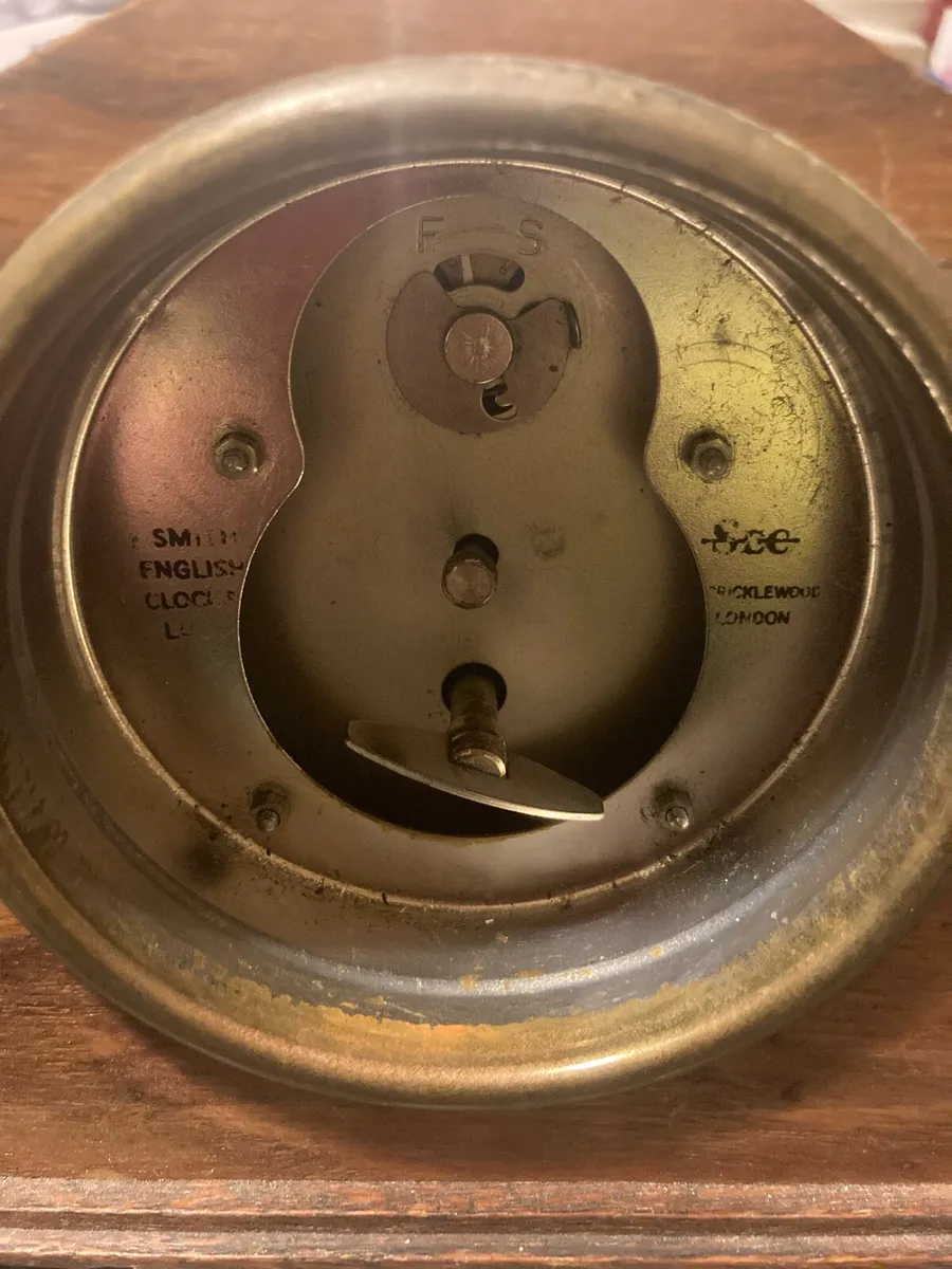 1800s oak clock free postage - Image 3