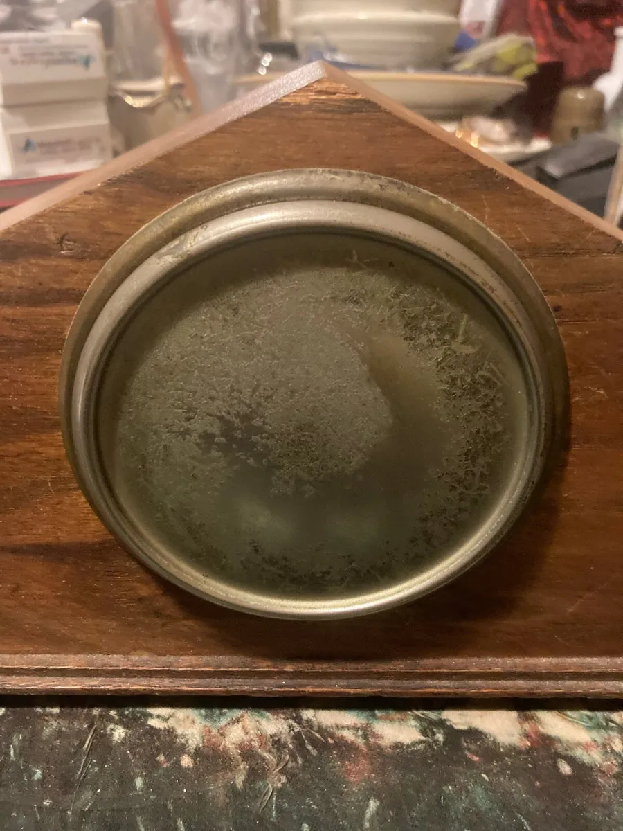 1800s oak clock free postage - Image 4