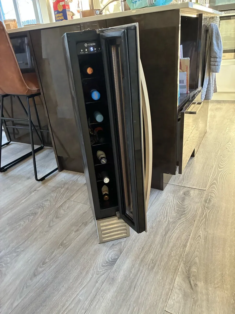 wine fridge - Image 3
