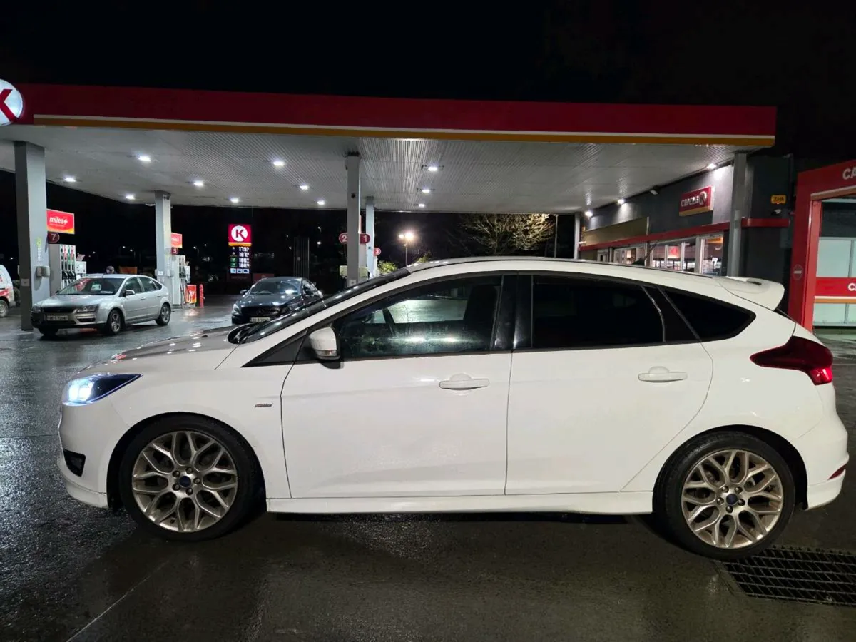 2016 FORD FOCUS ST LINE - Image 1