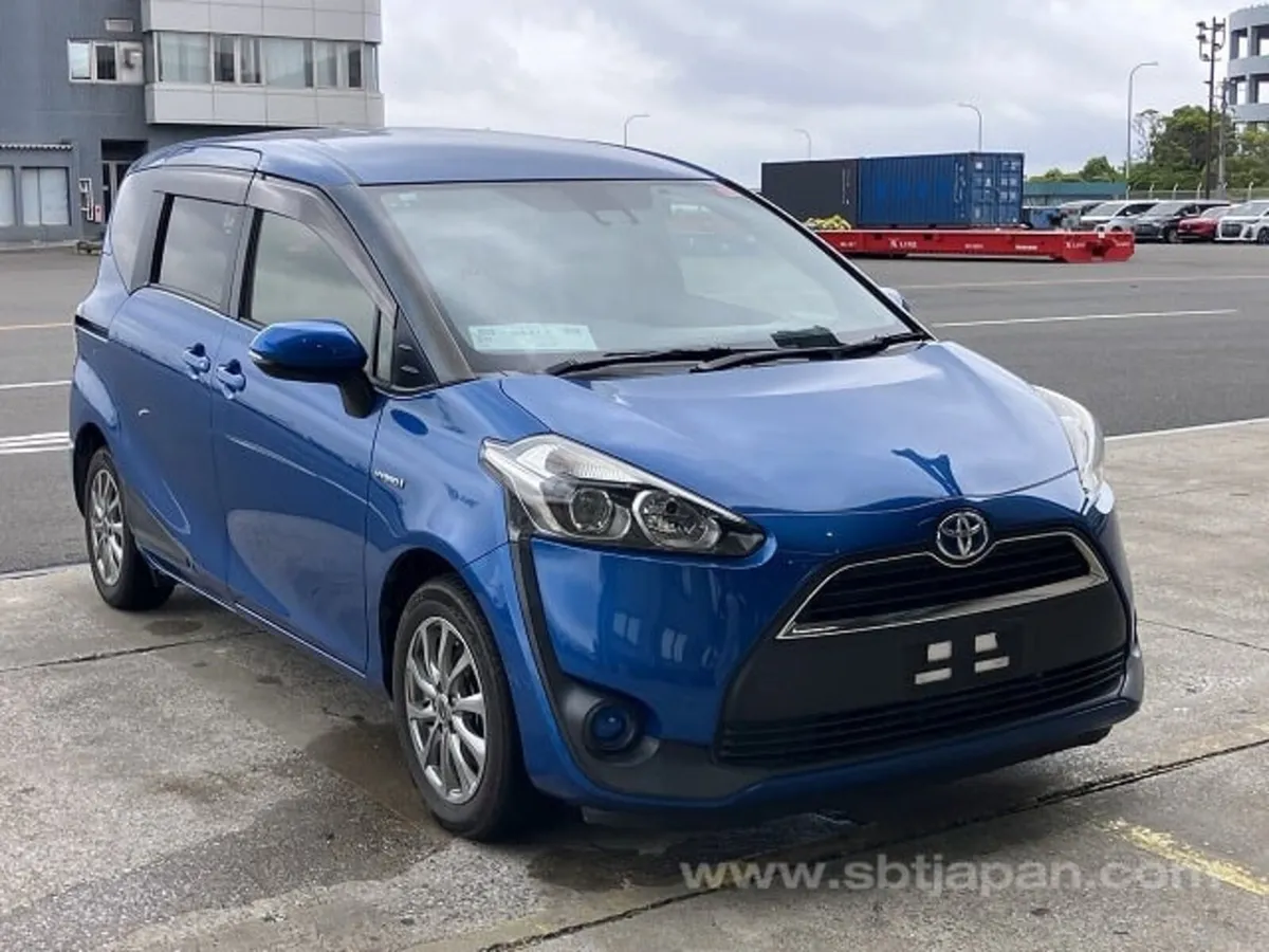 TOYOTA SIENTA ** 2016 ** 6 SETAER - Image 1