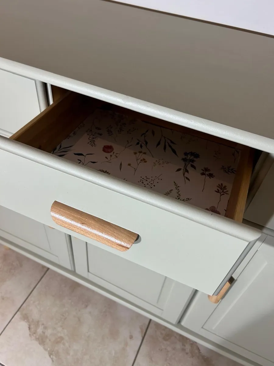 Sideboard / dresser - Image 2