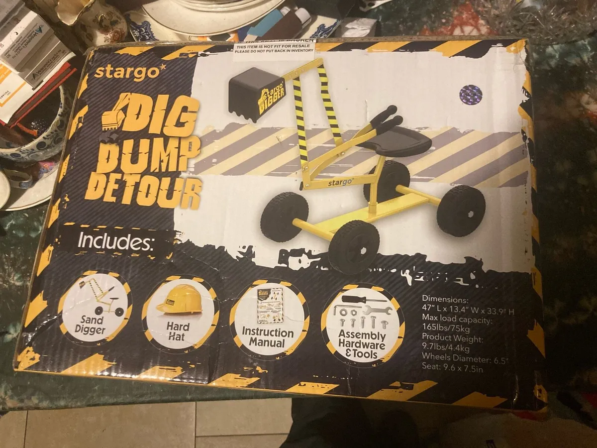 Cargo sand digger new in box free postage