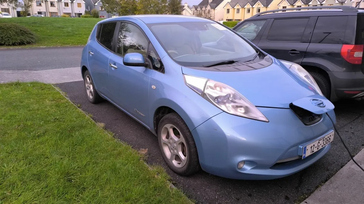 Nissan Leaf 2012 - Image 1