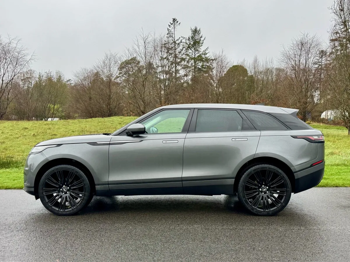 🔴RESERVED🔴 ✅€19995✅ 2018 Velar - Image 3