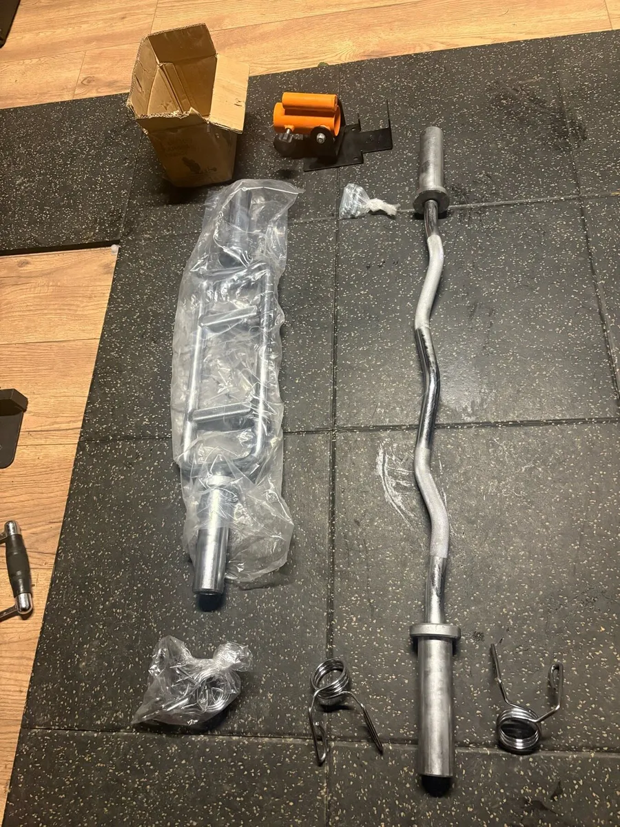 OLYMPIC EZ CURL, LANDMINE + BRAND NEW TRI BAR!! - Image 1