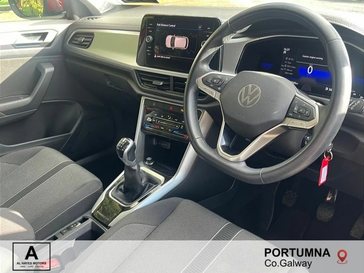 Volkswagen T-Roc 2022 LIFE 2.0 TDI 6SPEED 116BHP - Image 2