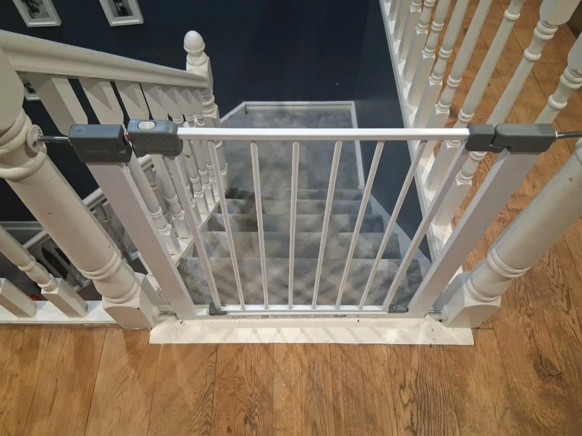 Toddler gates - Image 3