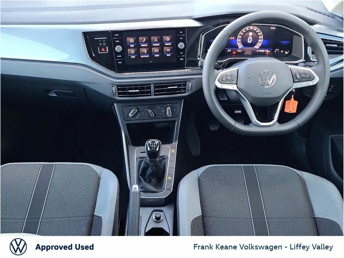 Volkswagen Polo STYLE 1.0 TSI 95HP M5F *REFLEX SIL - Image 2